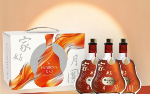 月满杯深，分寸见格局——轩尼诗，锚定中秋商务宴的体面内核