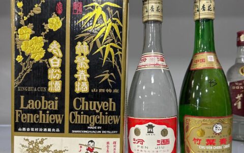 开国大典当晚的国宴上，喝的是什么酒？真的是茅台吗？