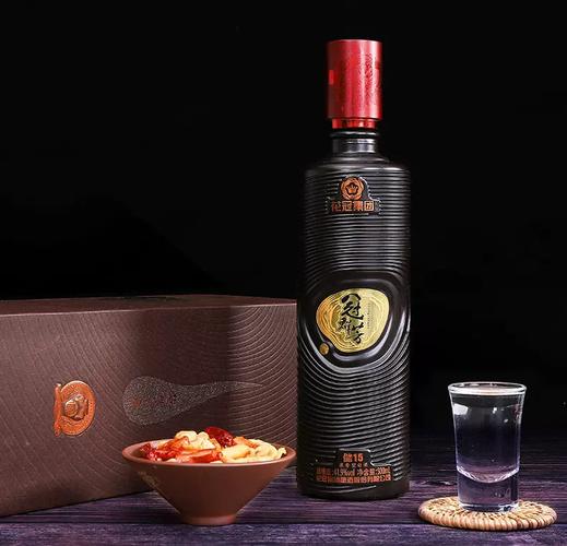 花冠酒哪个牌子好?冠群芳、花之冠、鲁雅香全系列价格度数品鉴指南