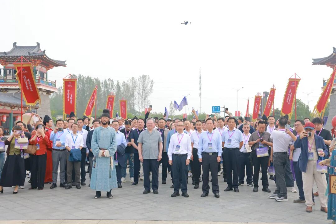 贵州茅台2026年湖北茅友嘉年华暨贵州茅台酒(春夏秋冬)四季文化产品发布会在襄阳举行