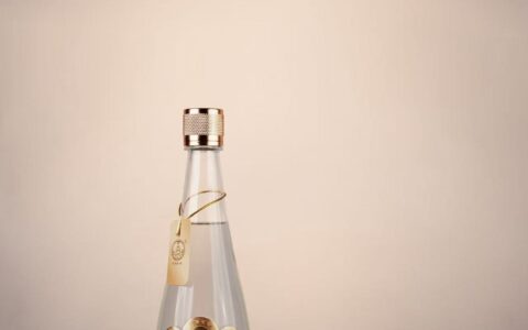 江西老牌特香型白酒怎么选？绳金塔三花酒深度测评与选购指南