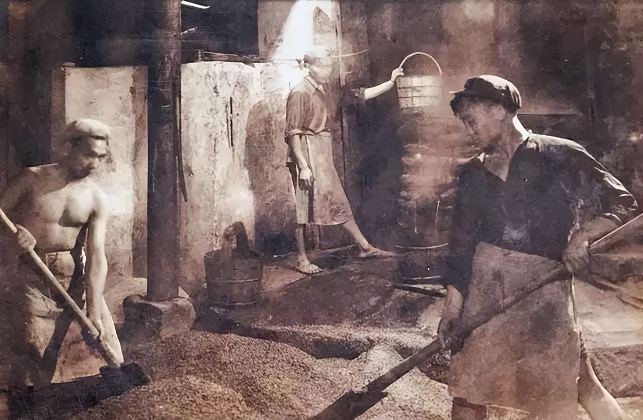 1935 赖茅 1070 万,1997 回归赖茅为何不值钱?赖茅收藏看血统不看年份