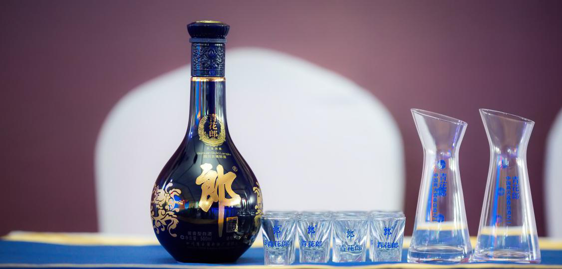 今日酒价9月28日:青花郎大涨10元领涨,飞天1806元二连跌,12大单品总价10760元创12天新高