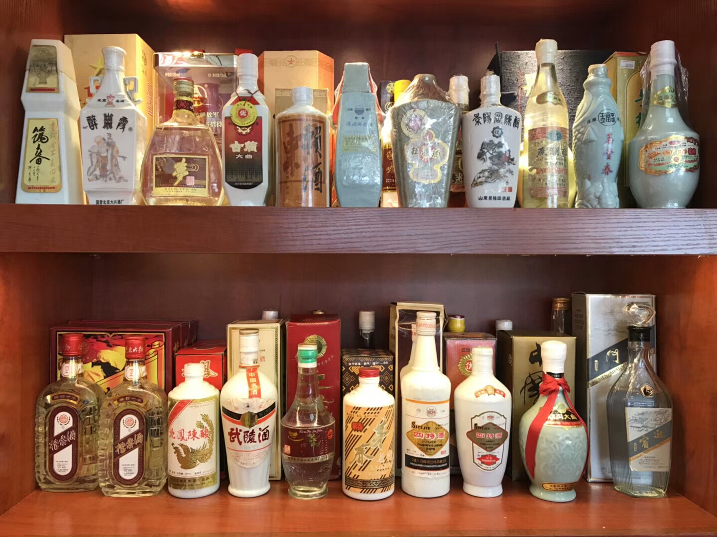 普通人囤飞天茅台能升值吗?白酒收藏底层逻辑已经改变