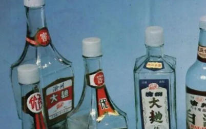 名酒专题 - 80年代老酒广告画