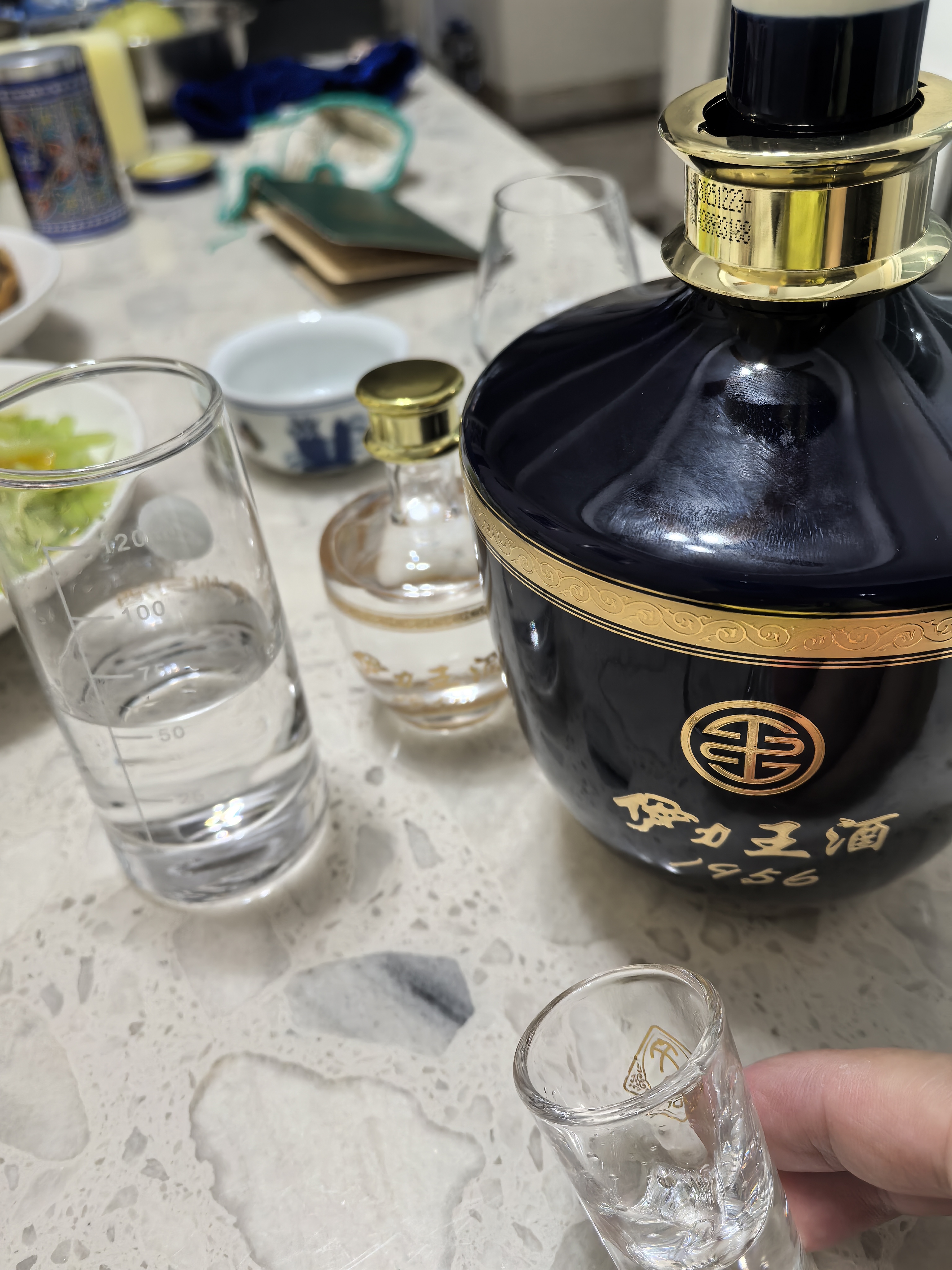 伊力王蓝王怎么样?52度蓝王与68度原酒双重实测
