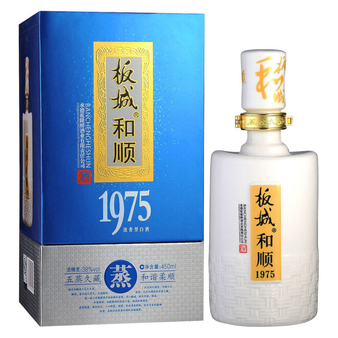 板城烧锅 板城和顺38度450毫升（1975） 产品图